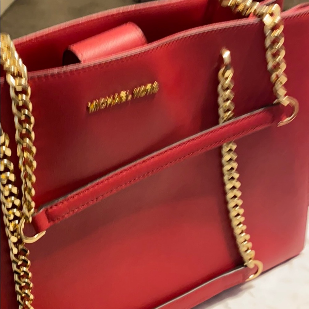 Michael kors red purse never used w tags